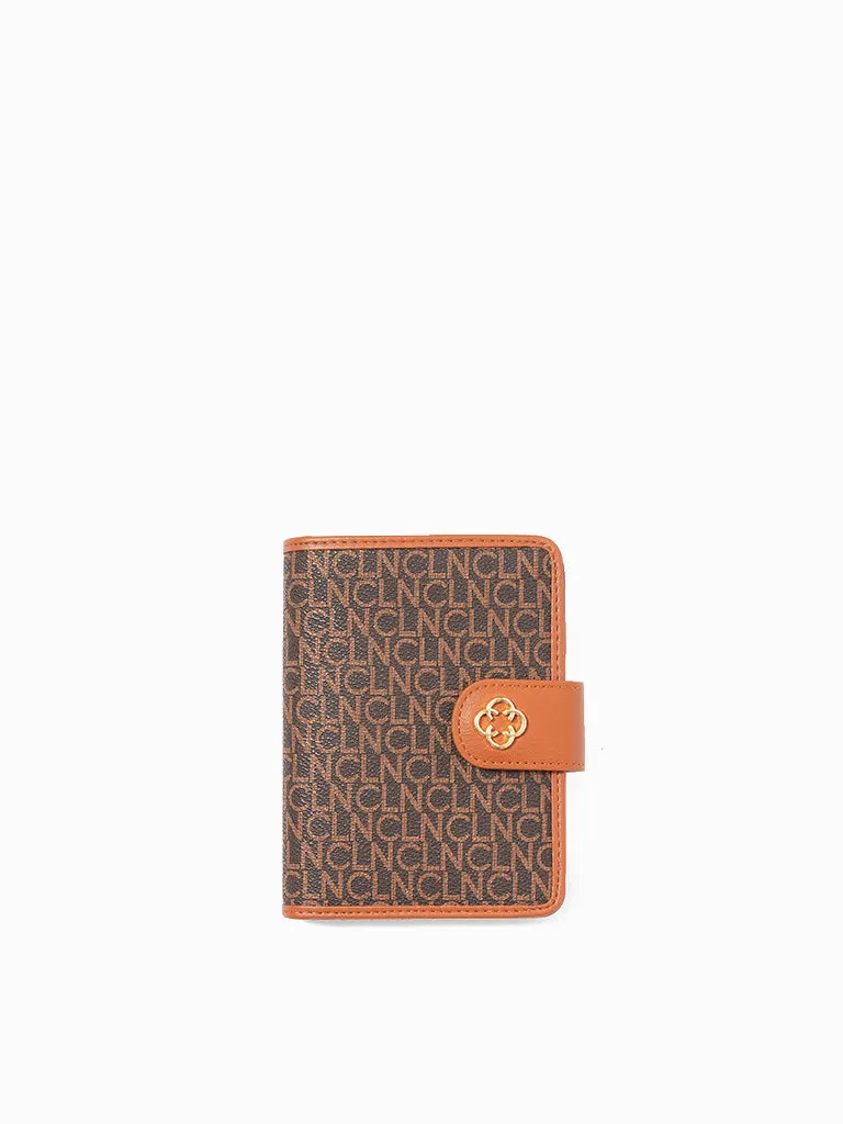 Aiah Passport Holder