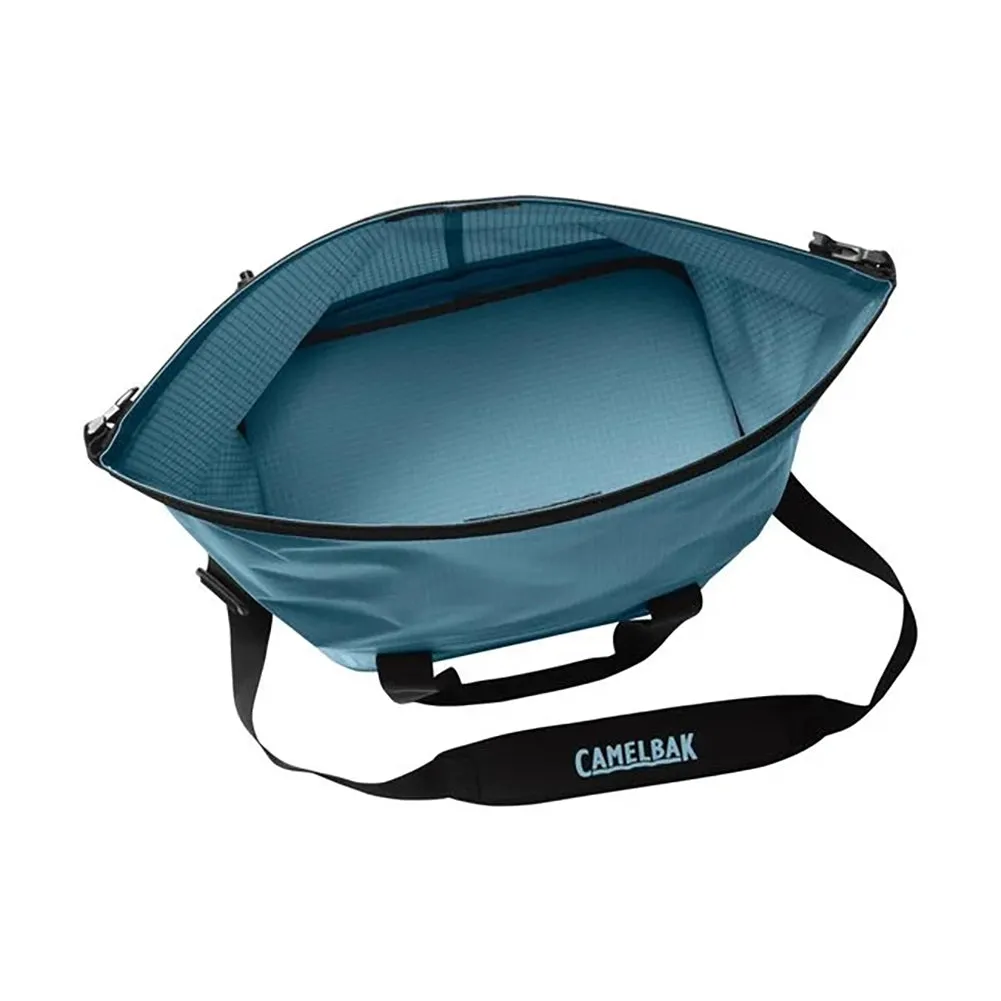 CamelBak Chillbak Cube 18 Soft Cooler with Fusion™ 3L Group Reservoir