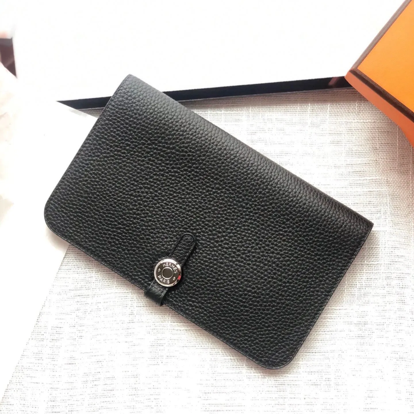 HM Dogon Wallet 20 Black Togo Shw