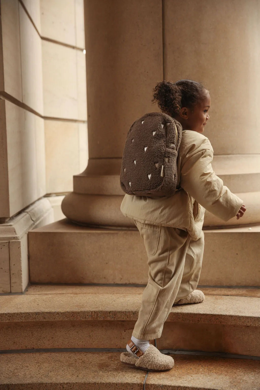 KIDS BACKPACK HEARTS TEDDY BROWN