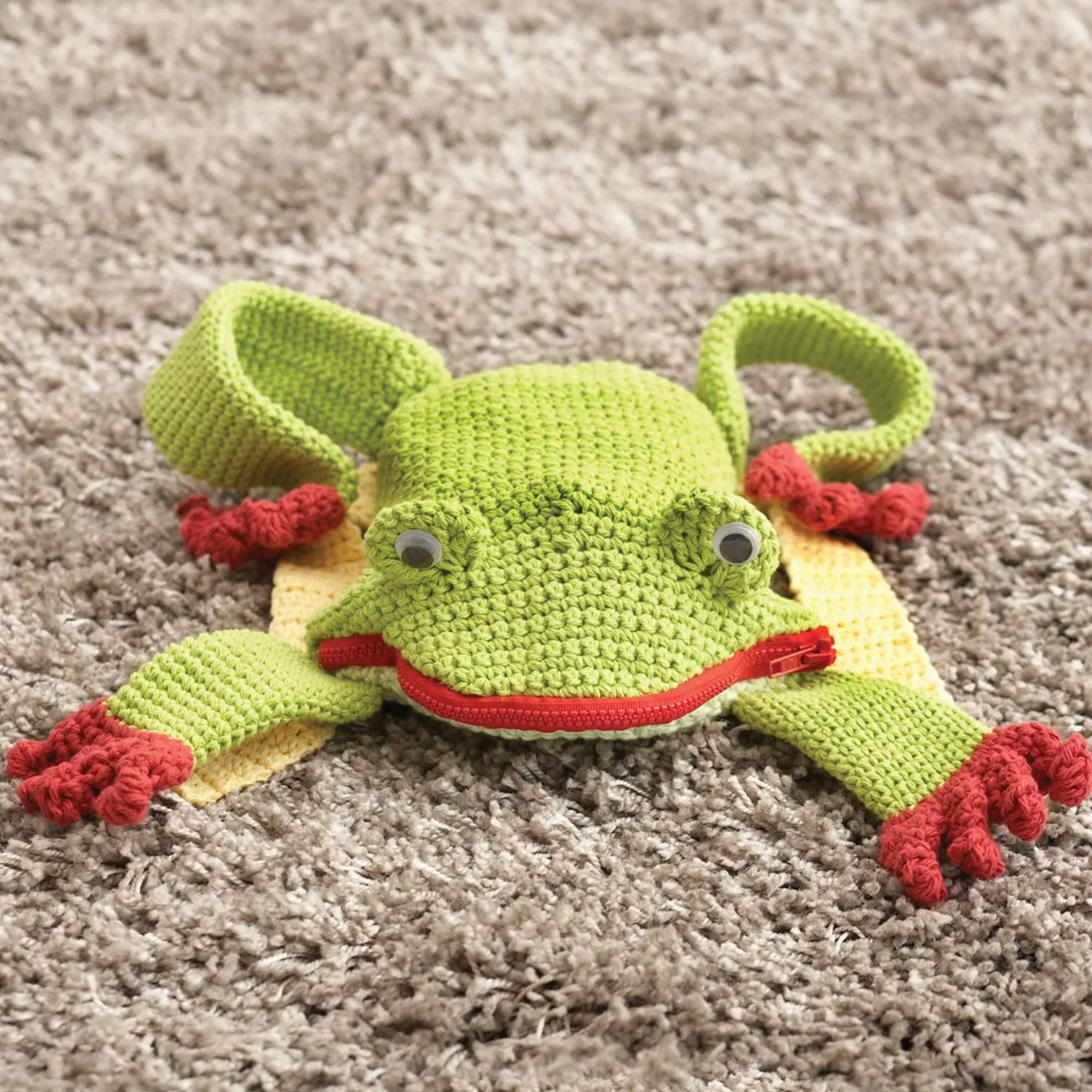 Lily Sugar'n Cream Crochet Frog Backpack