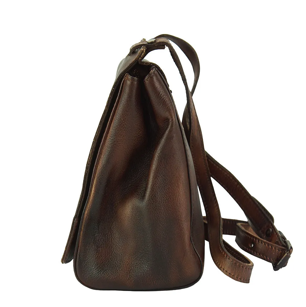 Livio leather Messenger bag