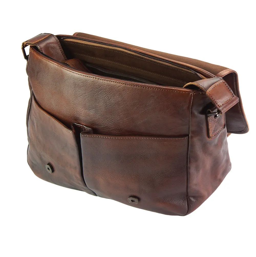 Mattia leather Messenger bag