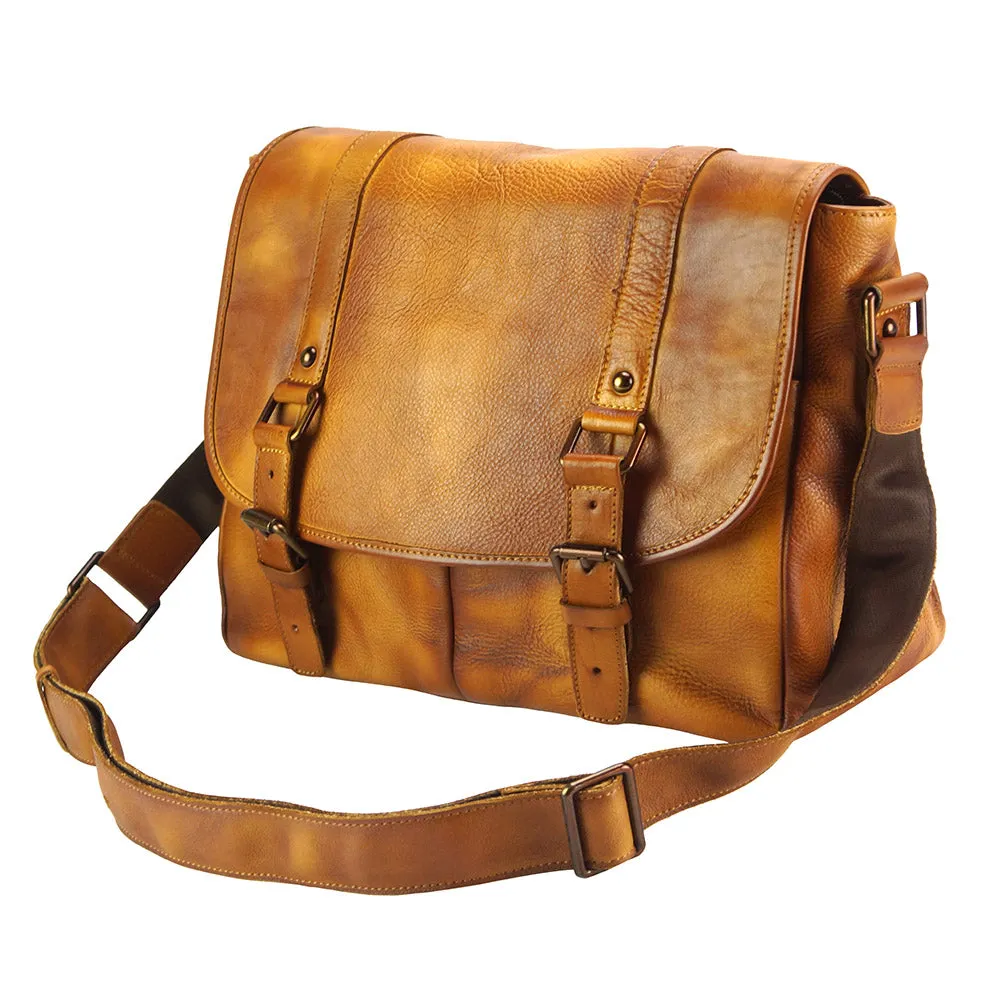 Mattia leather Messenger bag