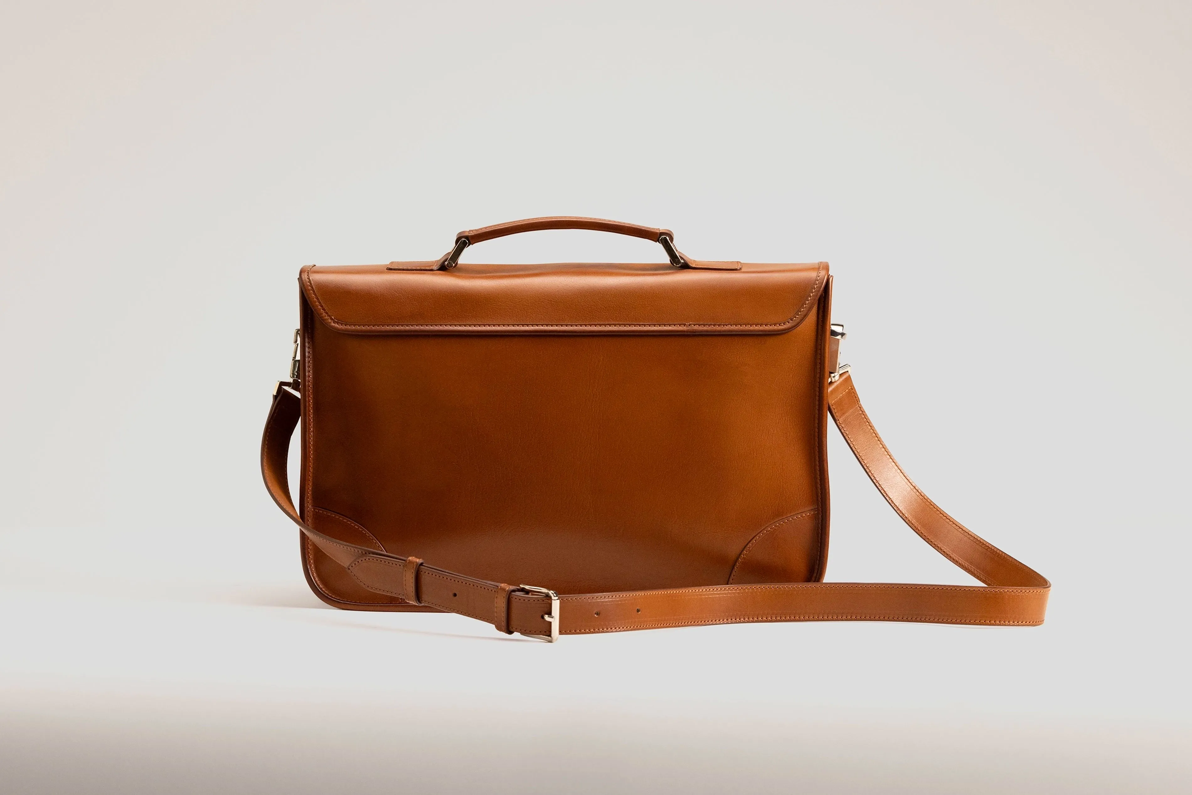 Messenger Bag - Barenia Patina