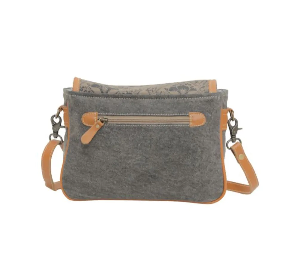 Myra Kairos Messenger Bag