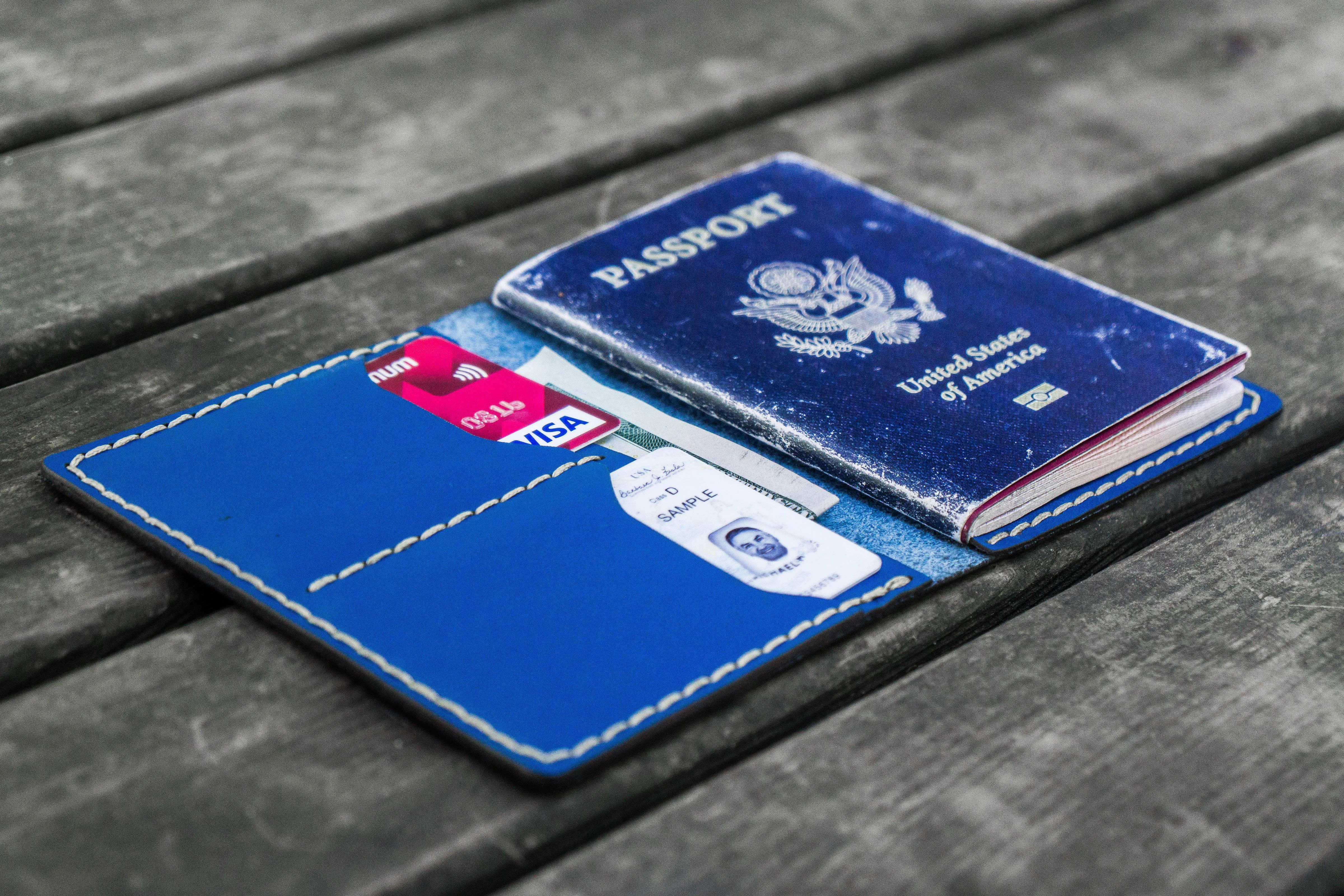 No.06 Leather Passport Holder - Blue