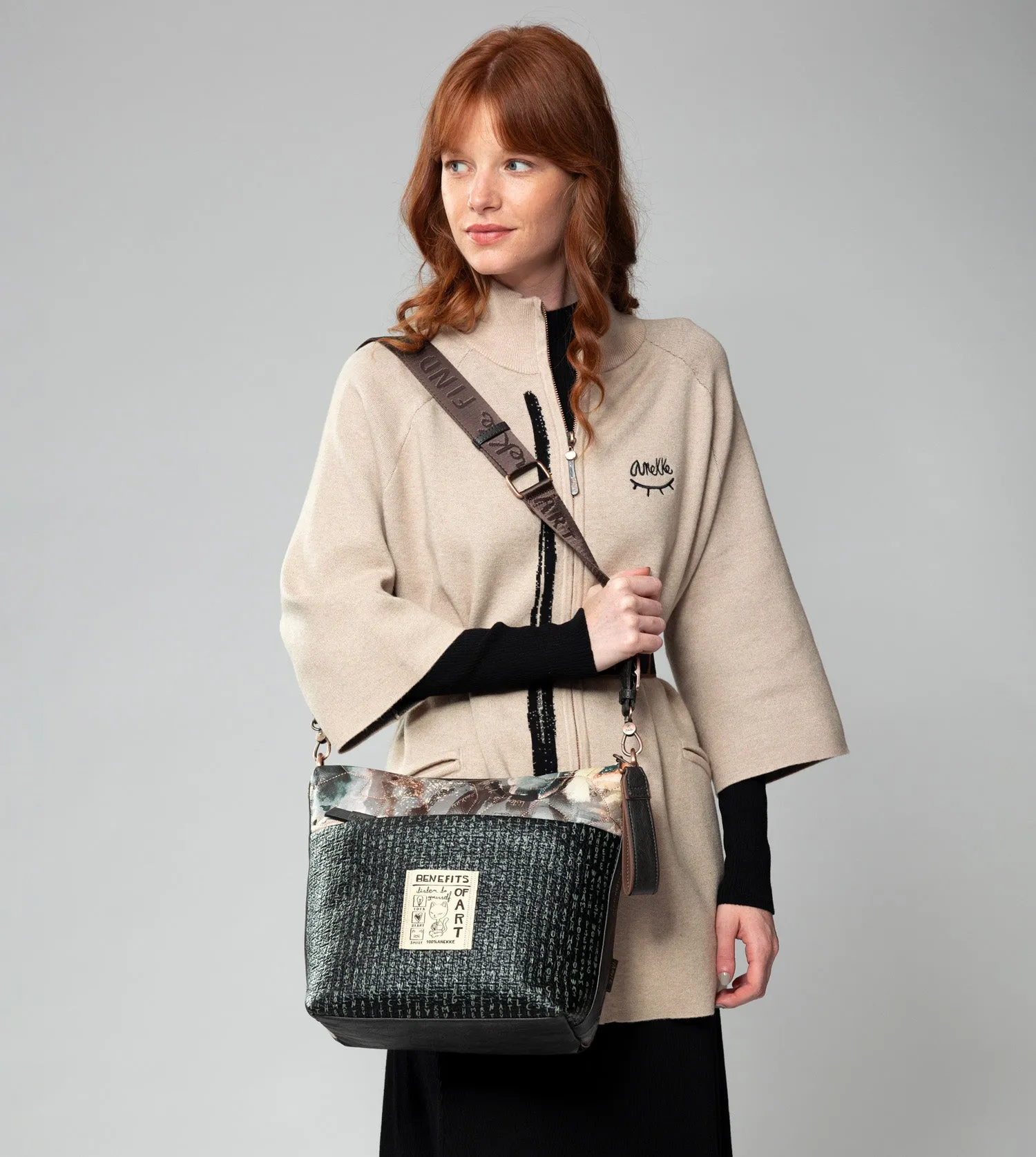 Shōen Padded shoulder bag