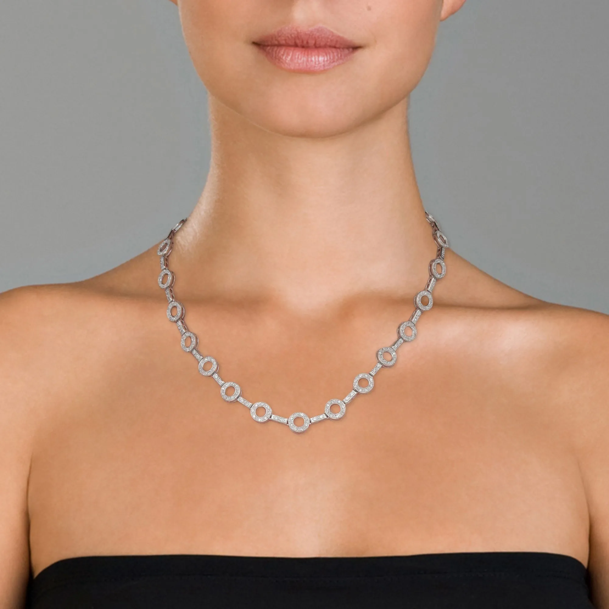 Triomphe Classic Chain Necklace